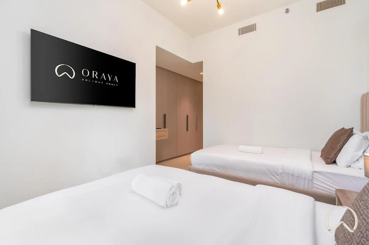 Luxurious 4Br In Act 1 Act 2 With Burj Khalifa View Apartment Dubai